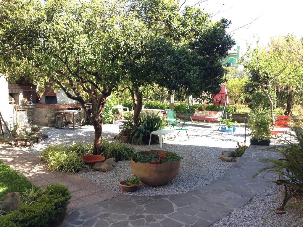 B&B Mar Tirreno Barcellona-Pozzo di Gotto Exteriör bild
