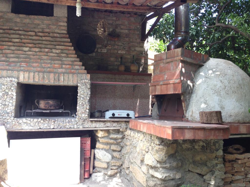 B&B Mar Tirreno Barcellona-Pozzo di Gotto Exteriör bild