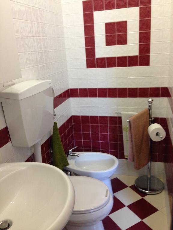 B&B Mar Tirreno Barcellona-Pozzo di Gotto Rum bild
